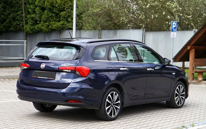 Fiat Tipo cena 38900 przebieg: 171000, rok produkcji 2017 z Orzesze małe 29